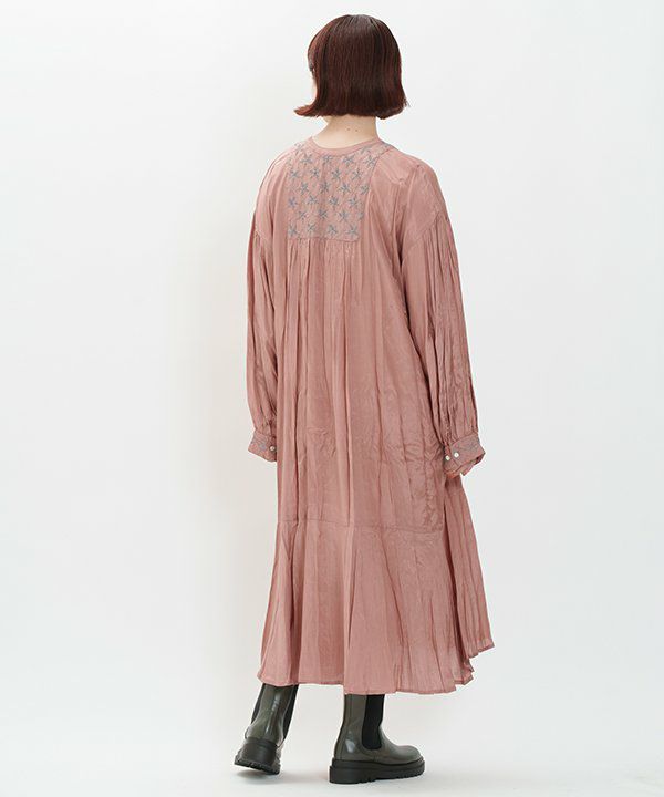 AS KNOW AS olaca タテヨコの共演ワンピース クロsize3 新品 スターエンブロOP | AS KNOW AS オンラインショップ