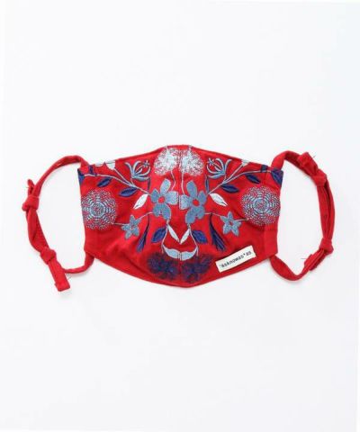 ボタニカ刺繍立体マスク
