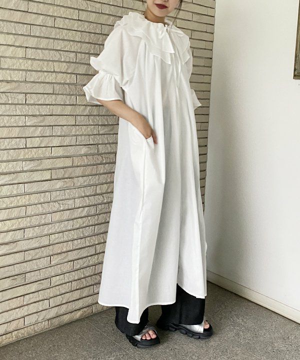 as know as de base 柄フリルたくさんOP as know as de base 柄フリルたくさんOP