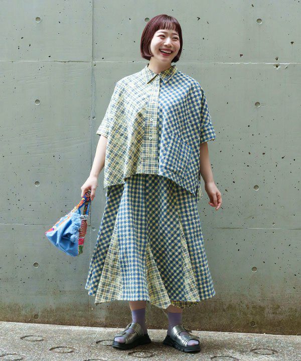 ネイビー
