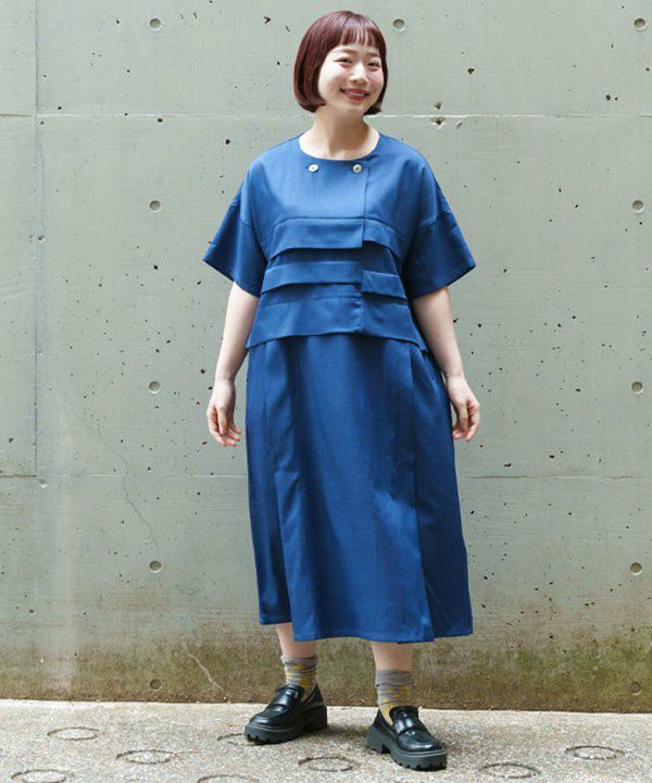 ネイビー