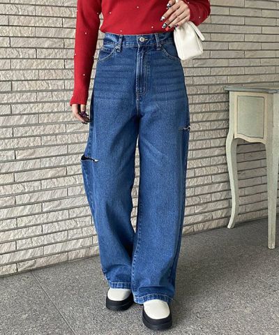 ダメージストレートデニム