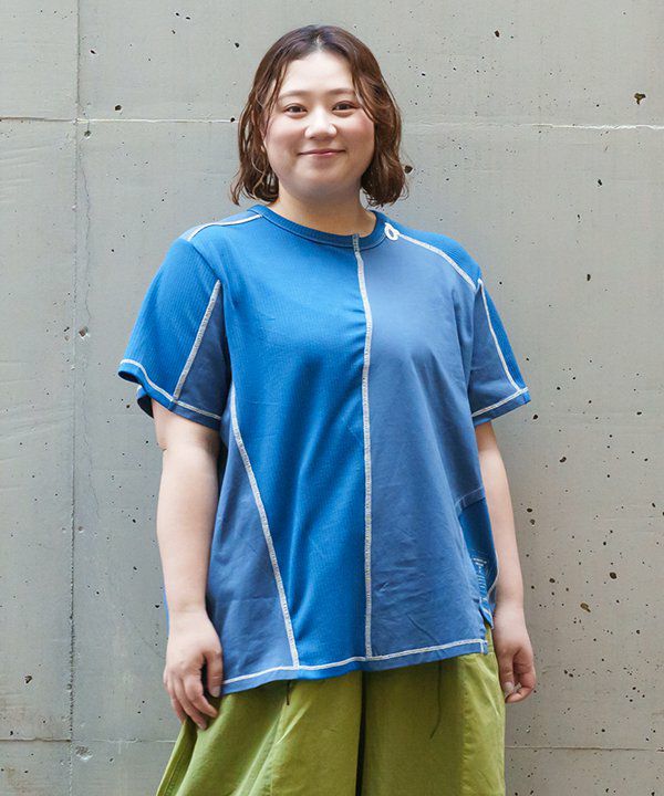 ブルー
