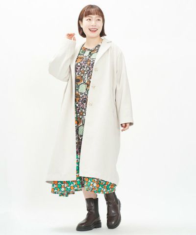 軽くて裏も可愛いコート