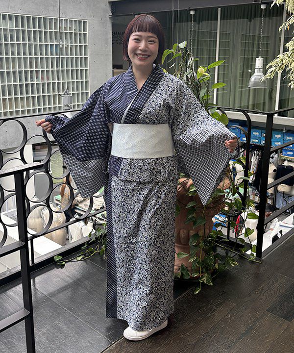 ネイビー　着丈143ｃｍ