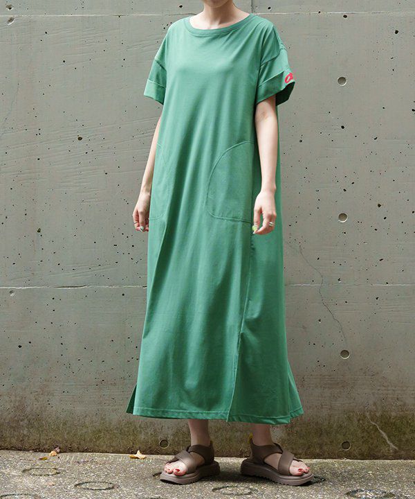 グリーン