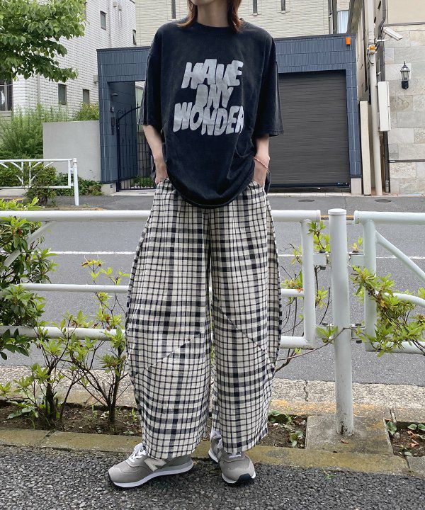 ネイビー