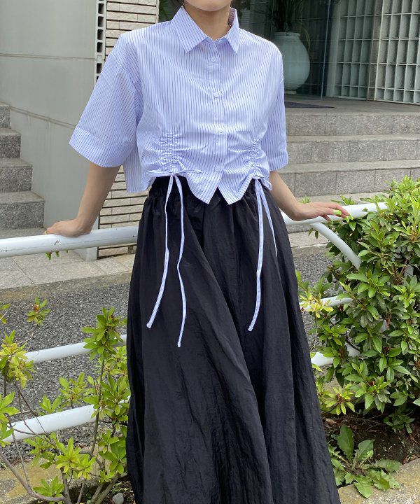 ブルー