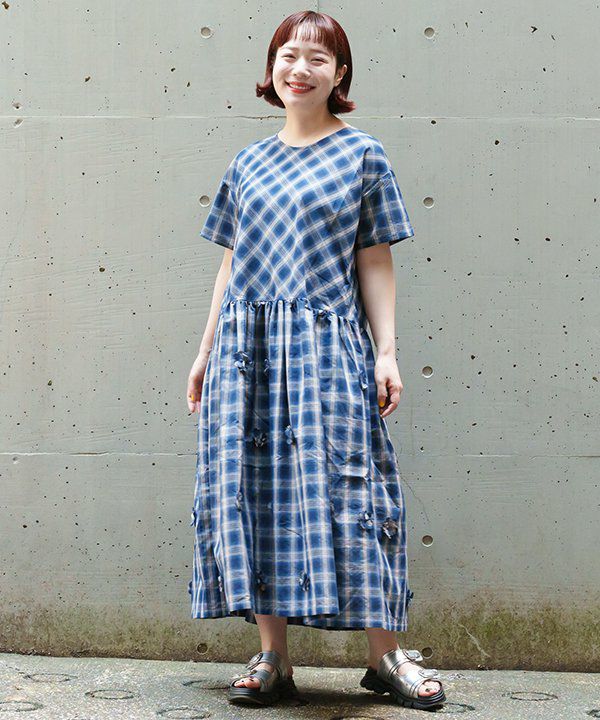 ネイビー