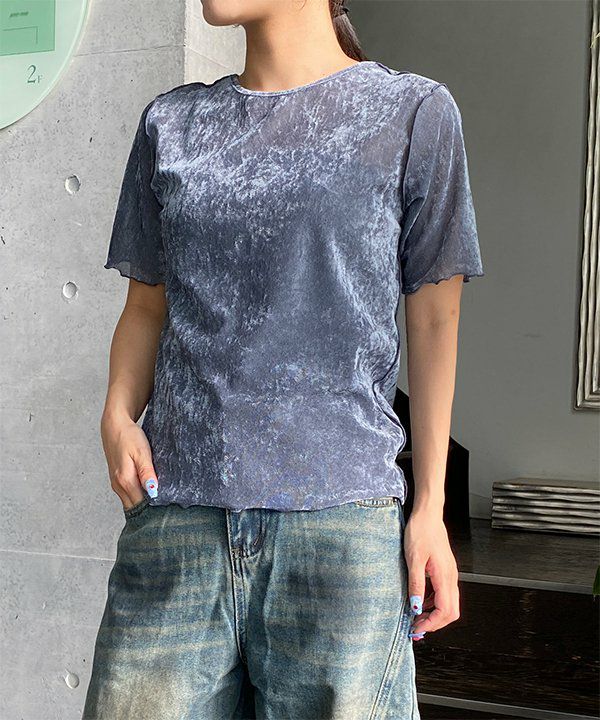 ブルー