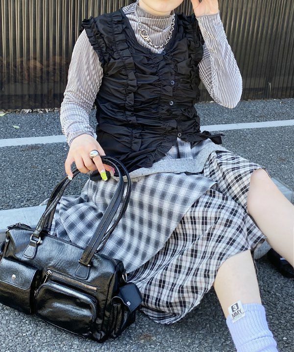 ブラック