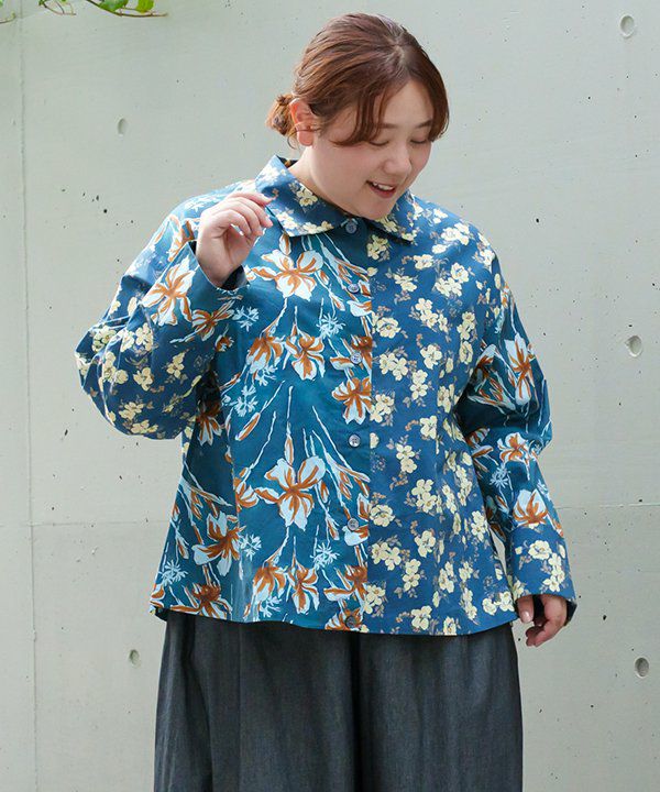 ブルー