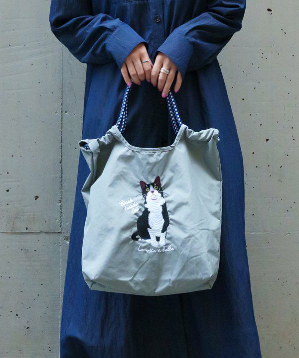 専用　ハンドメイド　刺繍　柴犬　キーホルダー　ショルダーポーチ　トートバッグ ショルダー付き トートバッグ まめしば ミニランチバッグ B5横
