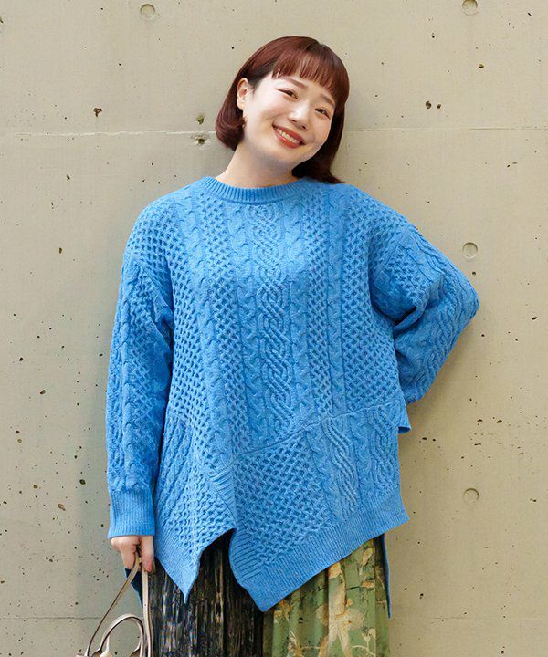 ブルー
