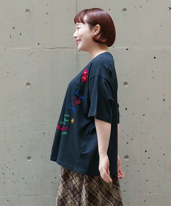 手刺繍を着るTシャツ | AS KNOW AS オンラインショップ